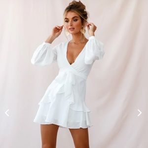 Selfie Leslie Kerry Layered Balloon Sleeve Dress in White